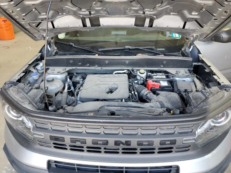 Ford Bronco, снимка 12 - Автомобили и джипове - 52530190