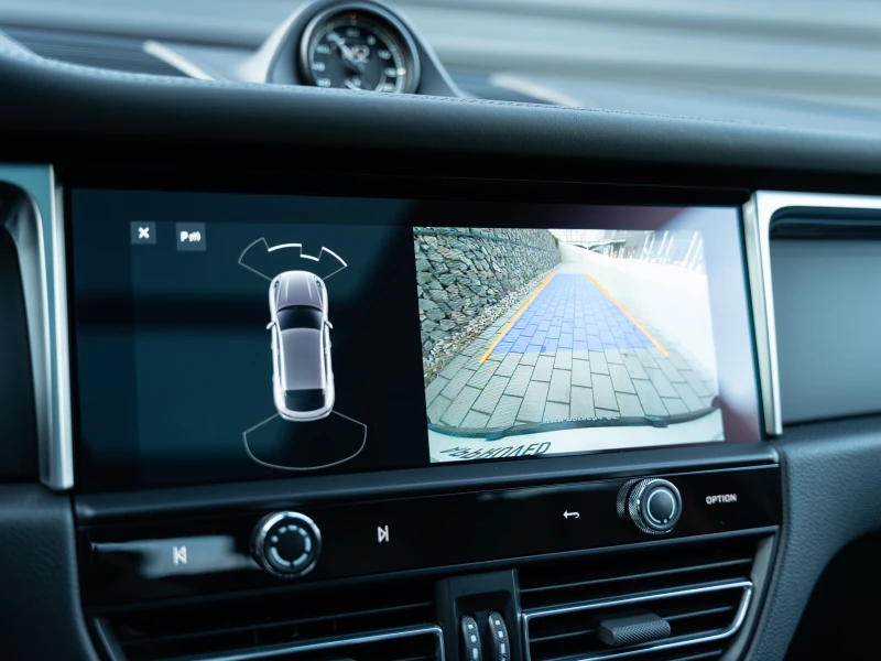 Porsche Macan T, снимка 9 - Автомобили и джипове - 52738714