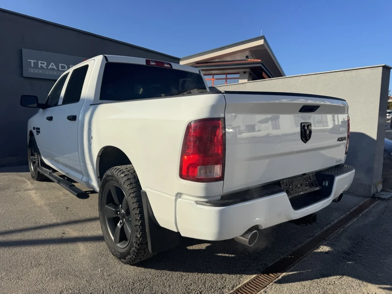 Dodge RAM 1500 5.7L V8 Tradesman Double Cab AWD, снимка 6 - Автомобили и джипове - 52800871