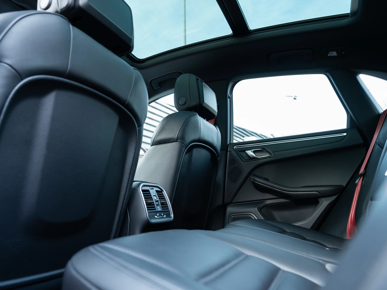 Porsche Macan T | Mobile.bg � ����������� 14