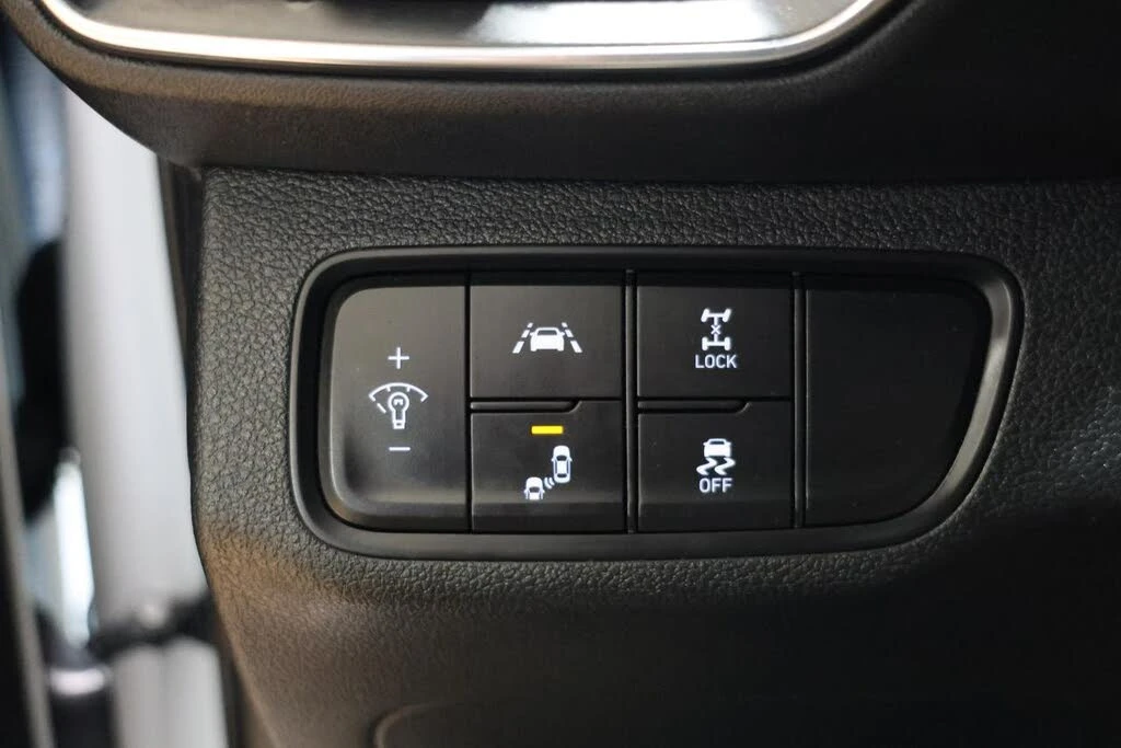 Hyundai Santa fe 2.0T Dark Chrome Accent* АвтоКредит* (Цена до БГ) , снимка 8 - Автомобили и джипове - 53910559