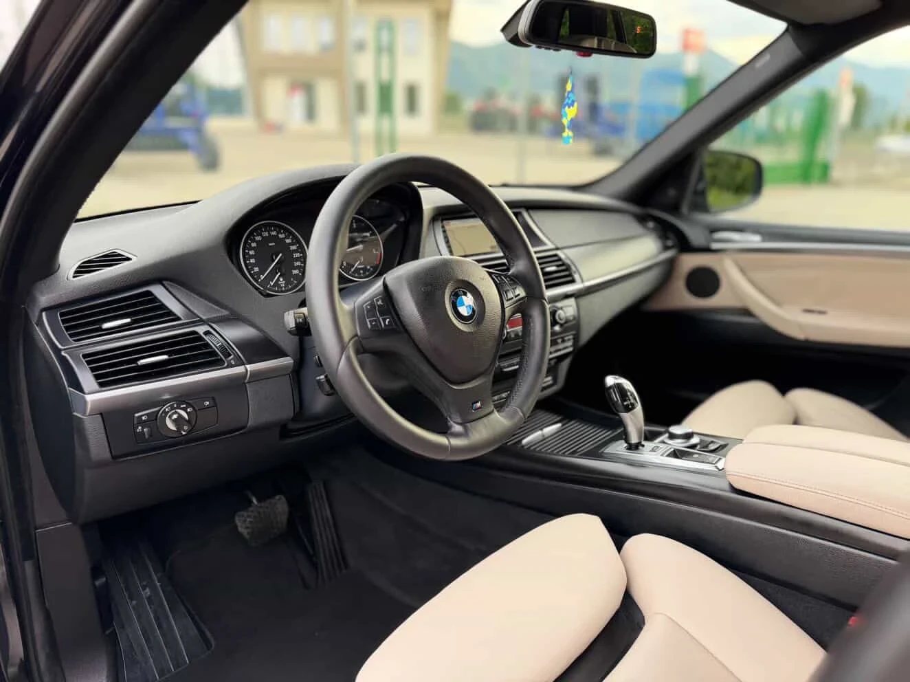 BMW X5 M Logik7 Масаж, снимка 8 - Автомобили и джипове - 54900127
