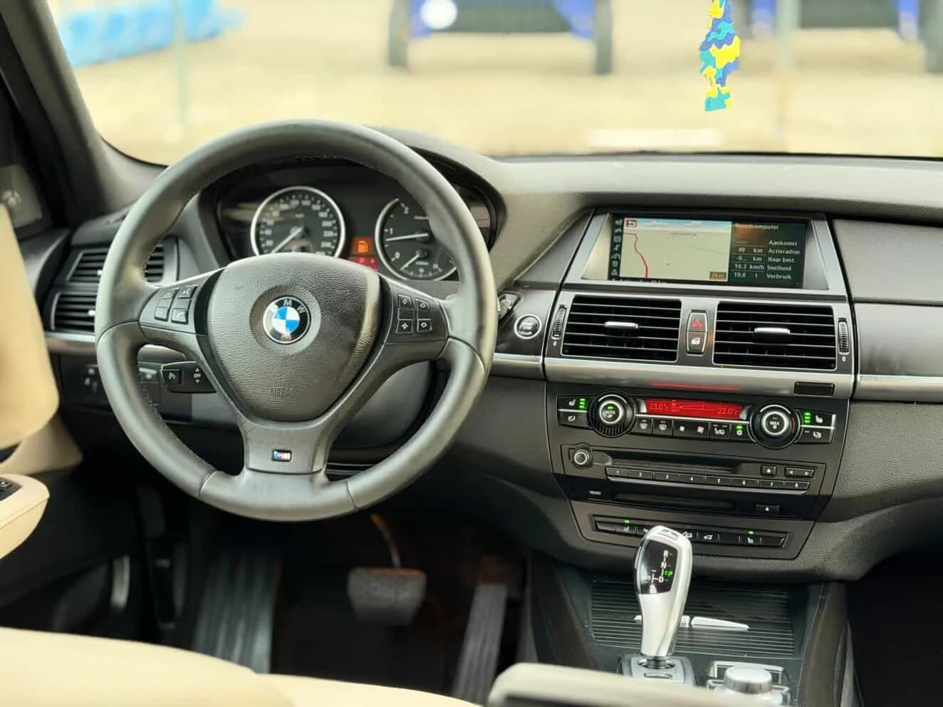 BMW X5 M Logik7 Масаж, снимка 10 - Автомобили и джипове - 54900127