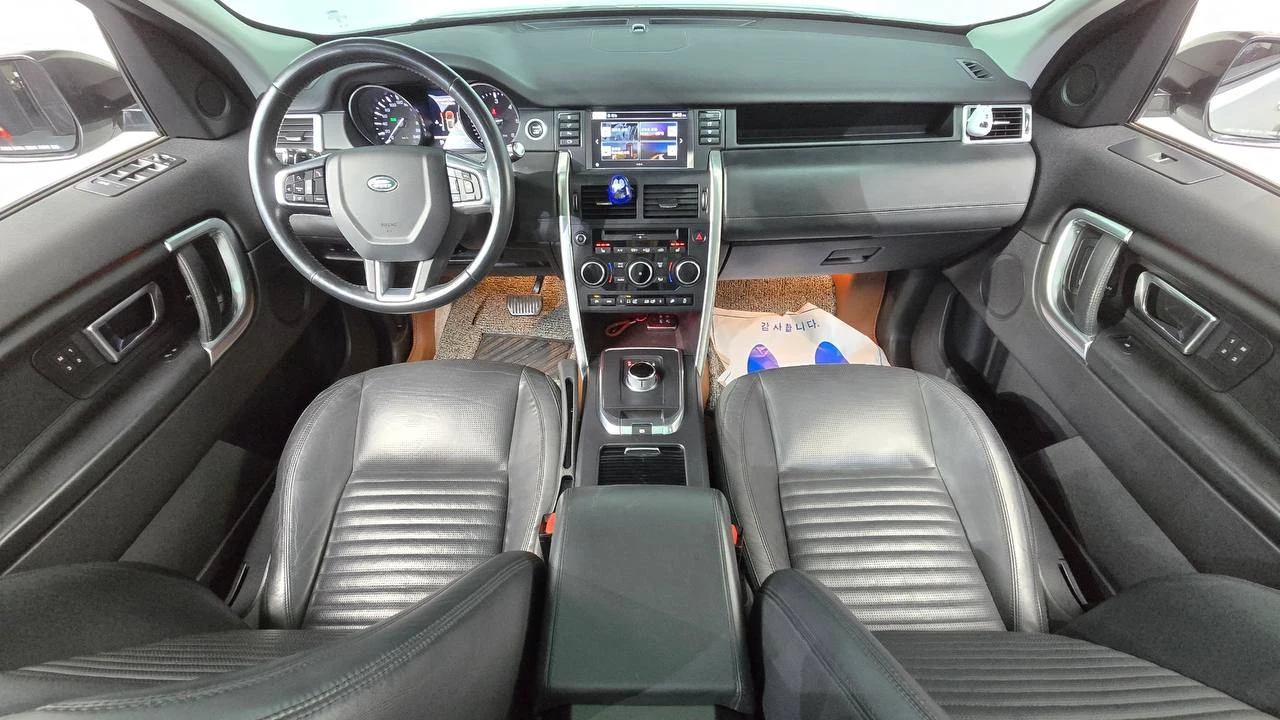 Land Rover Discovery Sport 2.0L HSE LUXORY, снимка 6 - Автомобили и джипове - 55229803