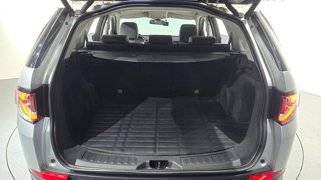 Land Rover Discovery Sport 2.0L HSE LUXORY, снимка 4 - Автомобили и джипове - 55229803
