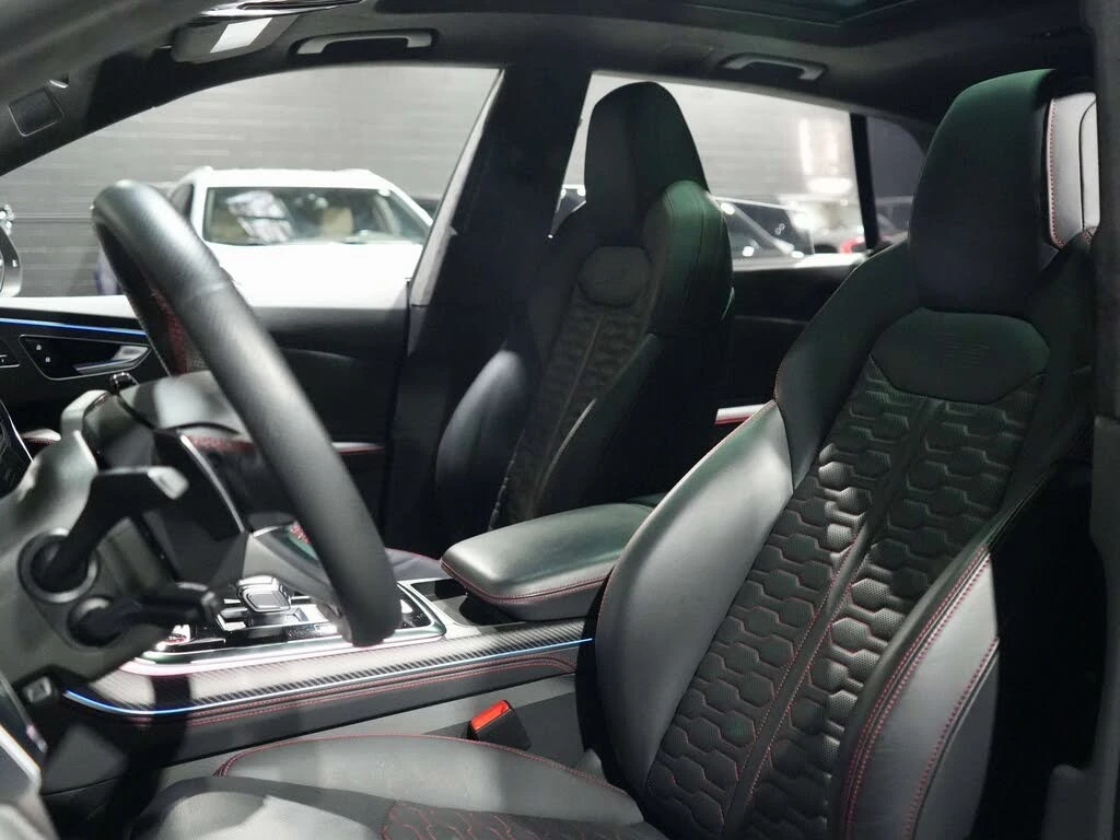 Audi RSQ8 4.0T quattro AWD* АвтоКредит * (Цена до БГ), снимка 9 - Автомобили и джипове - 55426225