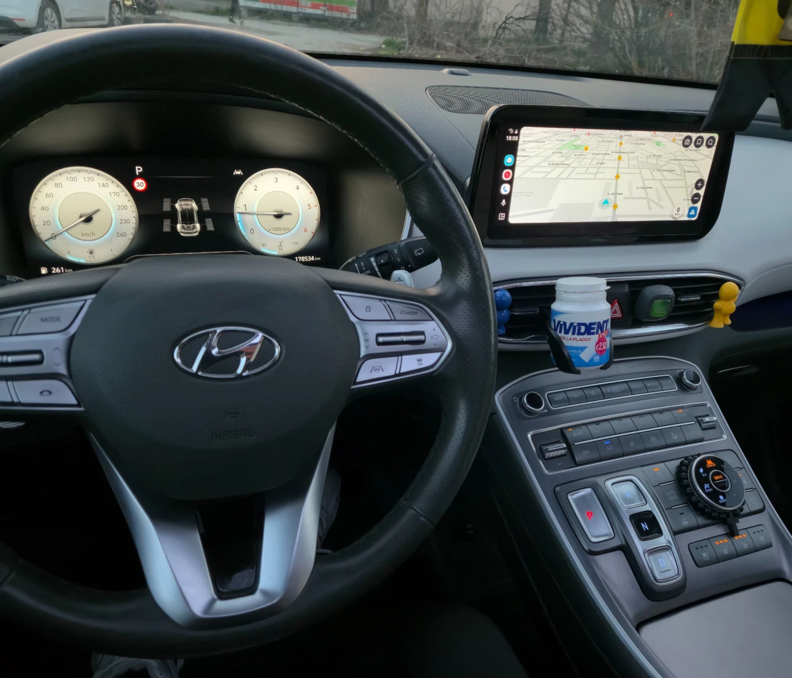 Hyundai Santa fe FULL 2.2CRDI 4х4 201Kc.SIGNATURE, снимка 10 - Автомобили и джипове - 55894873