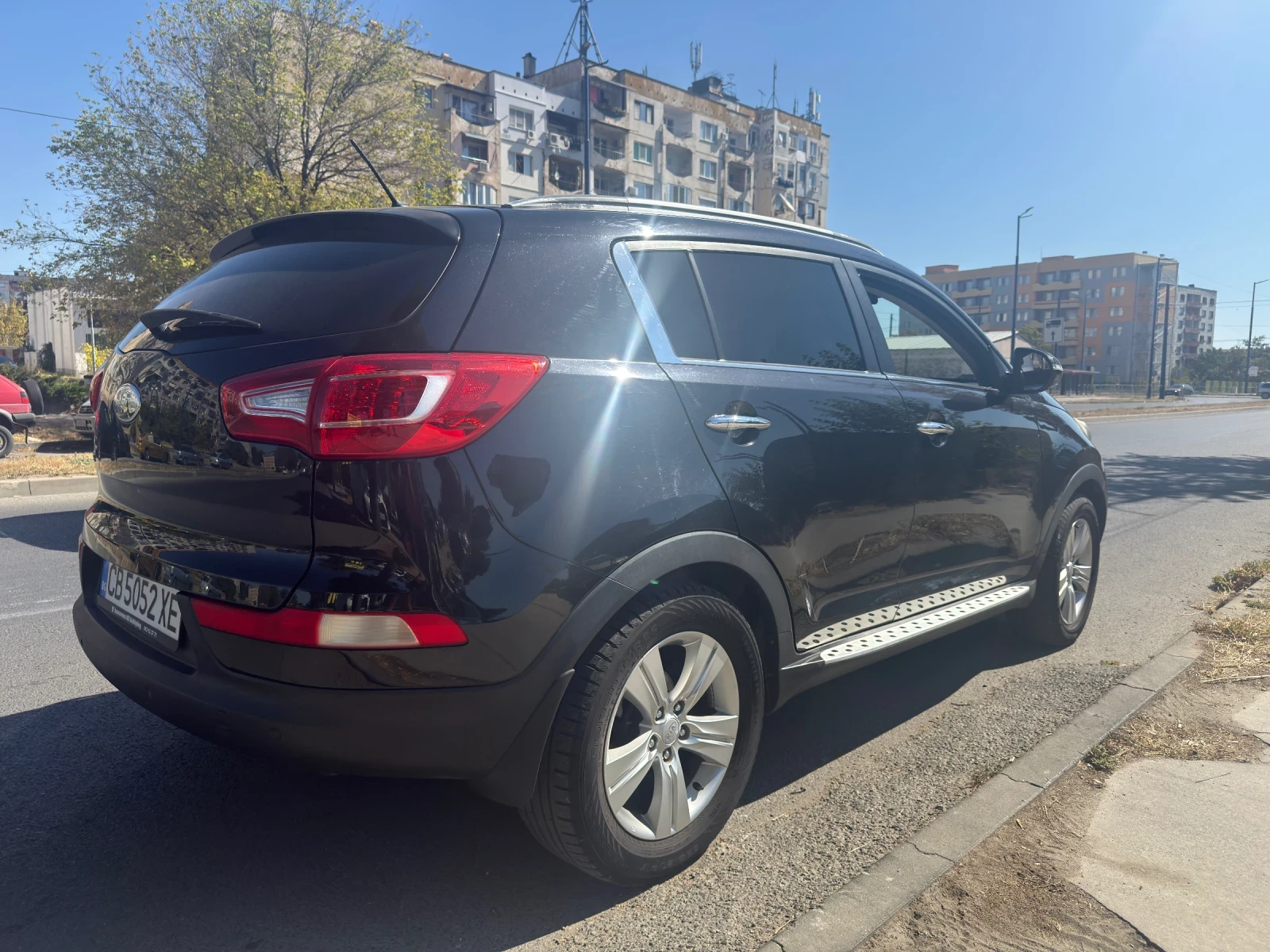 Kia Sportage 1.6 BENZIN/97000km, снимка 4 - Автомобили и джипове - 56002125