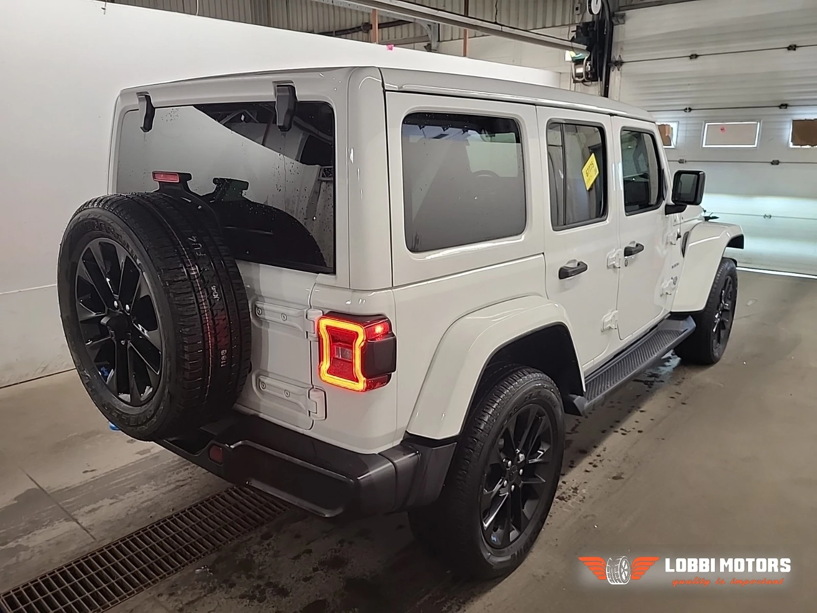 Jeep Wrangler, снимка 3 - Автомобили и джипове - 56198231