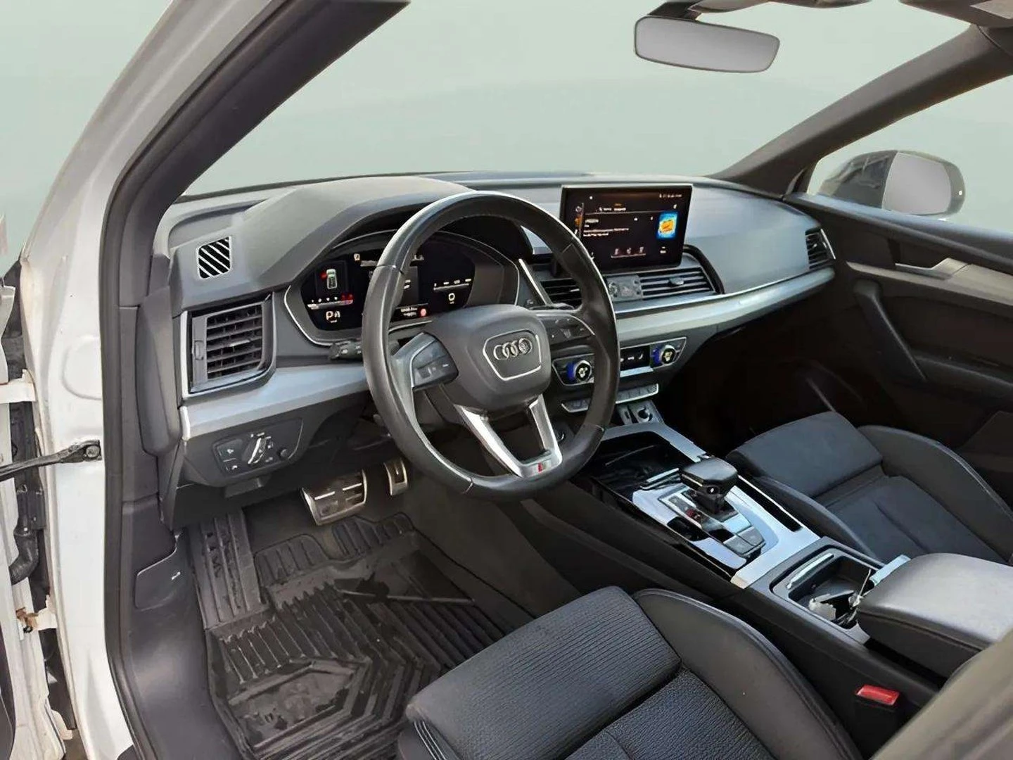 Audi Q5, снимка 6 - Автомобили и джипове - 56628541