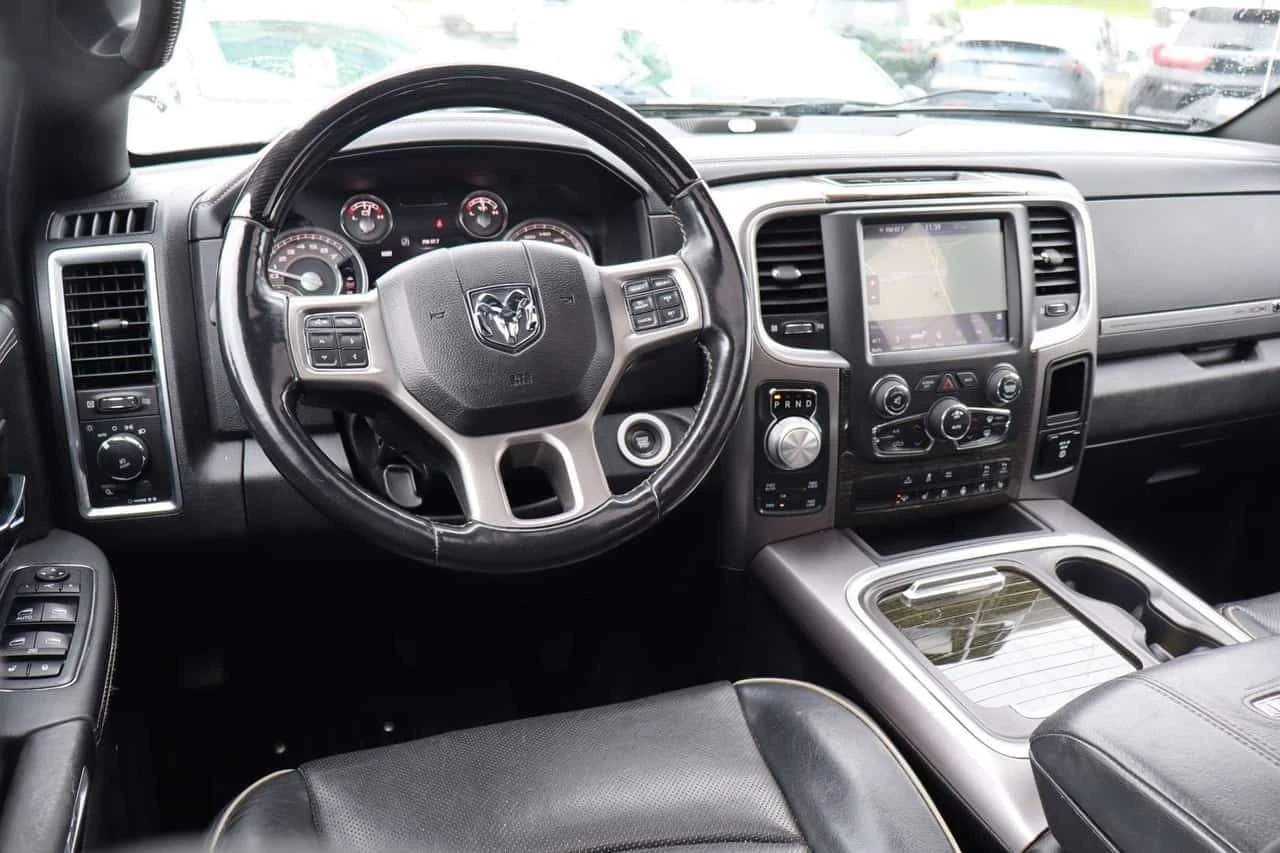 Dodge RAM 1500 * Limited Crew Cab 4WD | No Accidents | Certified  | Mobile.bg � ����������� 12