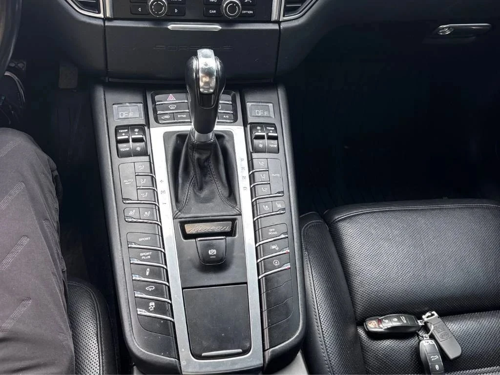 Porsche Macan, снимка 10 - Автомобили и джипове - 56730485