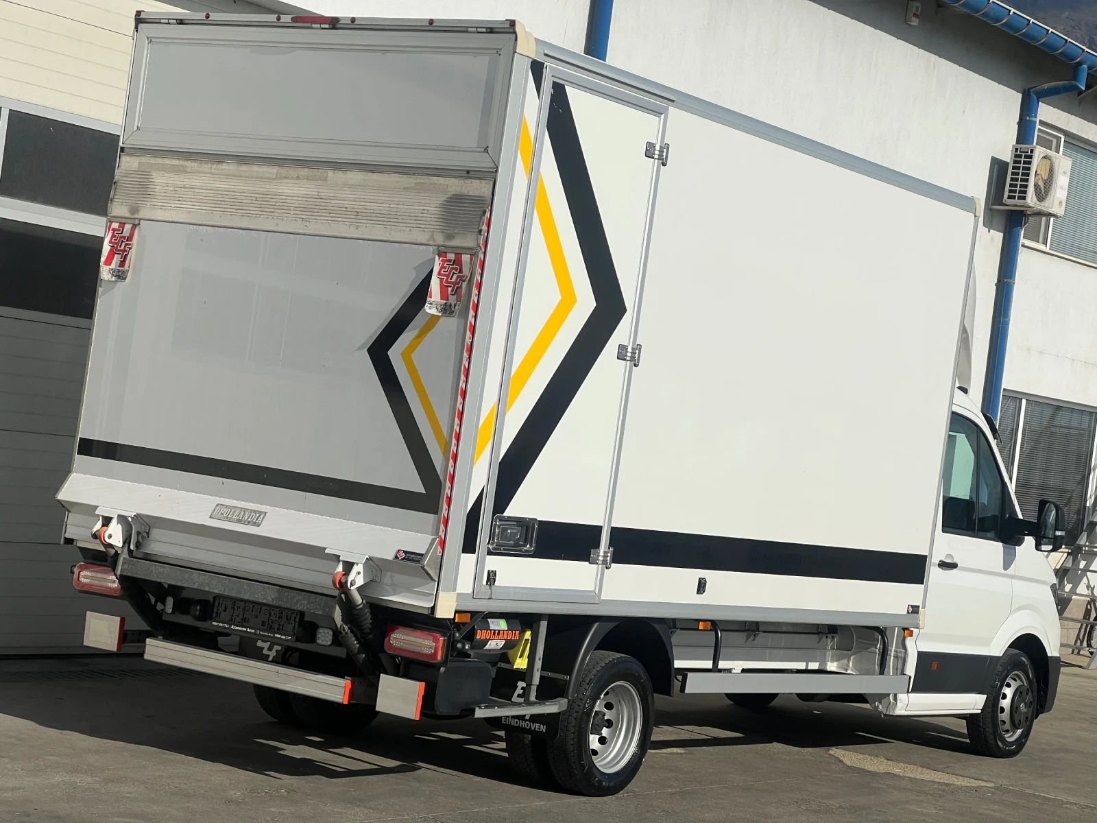 VW Crafter 2020г / 4.45 дължина / Падащ борд / Б-категория - изображение 8