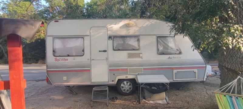 Каравана Beyerland Sprinter 460, снимка 4 - Каравани и кемпери - 52530744