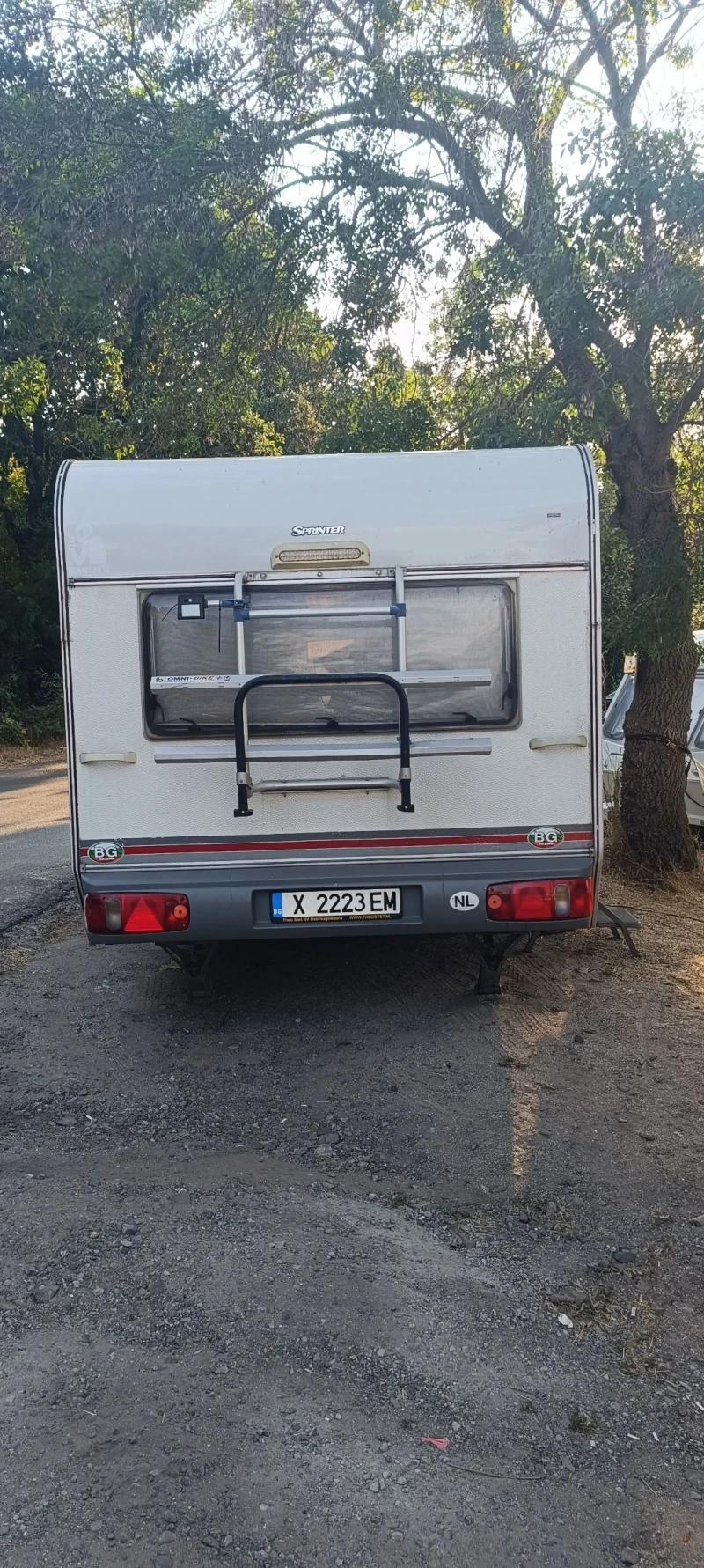 Каравана Beyerland Sprinter 460, снимка 2 - Каравани и кемпери - 52530744