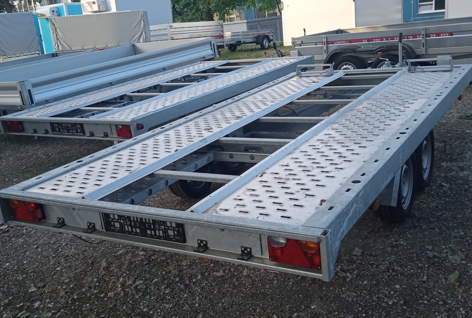   REPO TRAILERS -  - 4.0/2/0-195/50/13-C | Mobile.bg   11