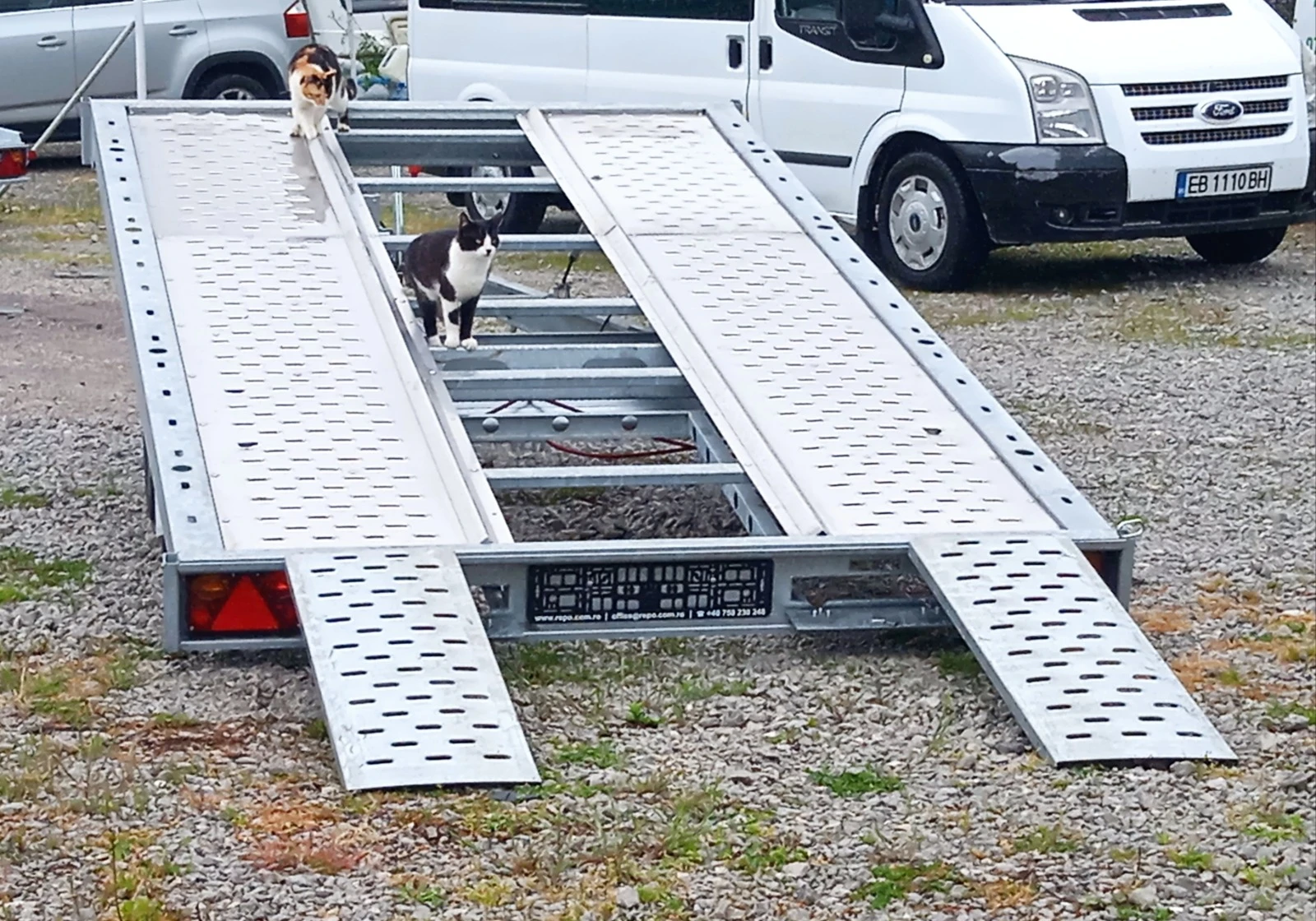   REPO TRAILERS -  - 4.0/2/0-195/50/13-C | Mobile.bg   3