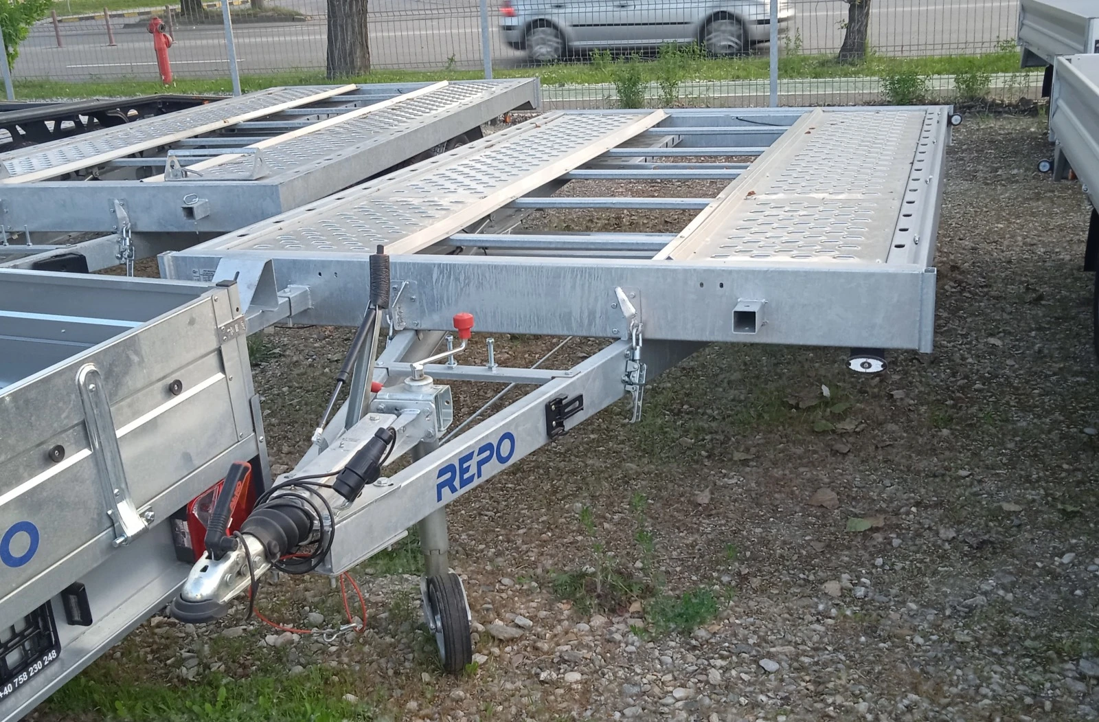   REPO TRAILERS -  - 4.0/2/0-195/50/13-C | Mobile.bg   13