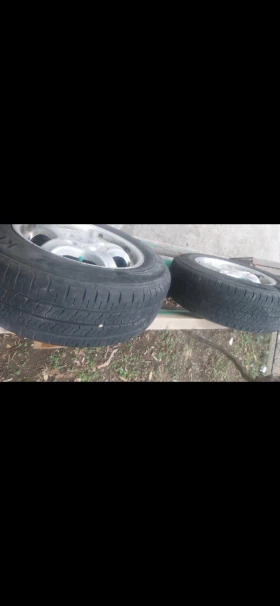 Гуми с джанти Kumho 205/65R15, снимка 7 - Гуми и джанти - 48009097