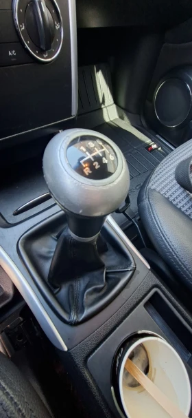 Mercedes-Benz B 200 2.0 140 к.с AVANGARDE 6-скорости, снимка 13