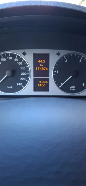 Mercedes-Benz B 200 2.0 140 к.с AVANGARDE 6-скорости - 3600 € / 7040.99 лв. - 43183957 8