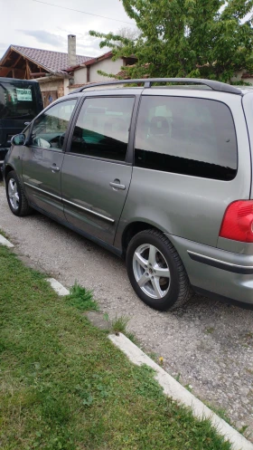 VW Sharan 1.9TDI 131 - 2800 € / 5476.32 лв. - 35107503 5