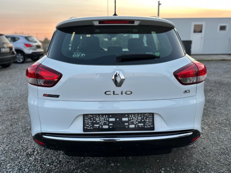 Renault Clio 1.5, снимка 6 - Автомобили и джипове - 48070914