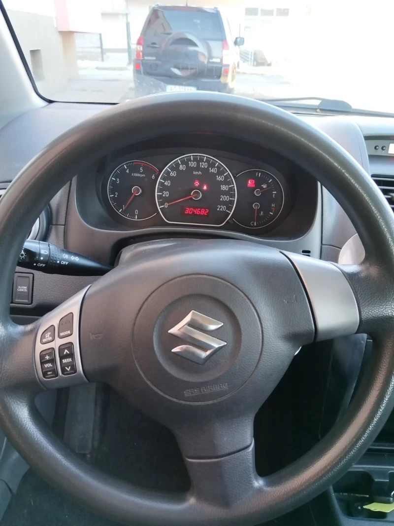 Suzuki SX4, снимка 11 - Автомобили и джипове - 48500943