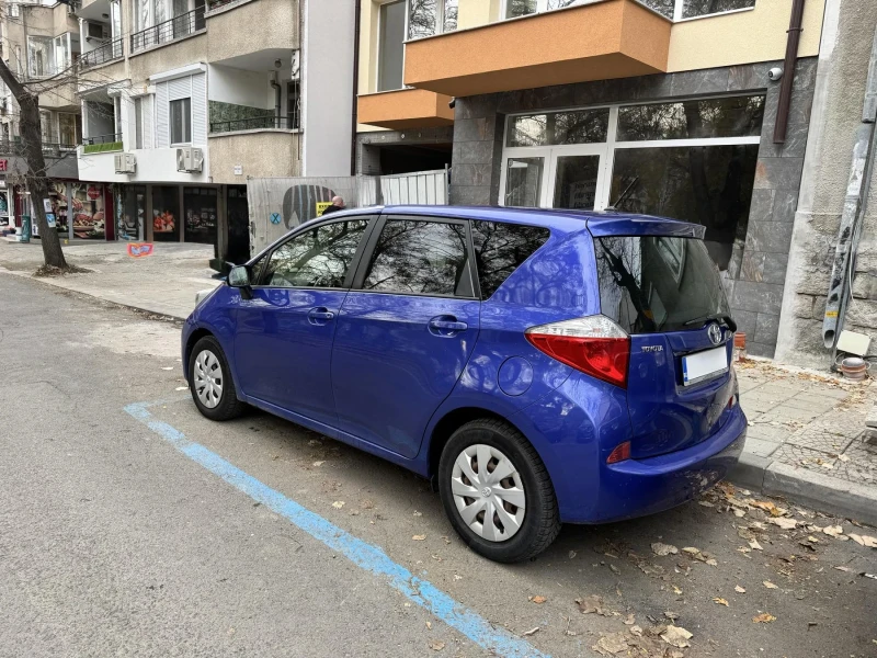 Toyota Verso S, снимка 4 - Автомобили и джипове - 51842368