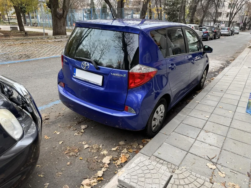 Toyota Verso S, снимка 5 - Автомобили и джипове - 51842368