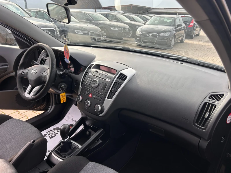 Kia Ceed 1.4i EURO 5, снимка 13 - Автомобили и джипове - 52037014