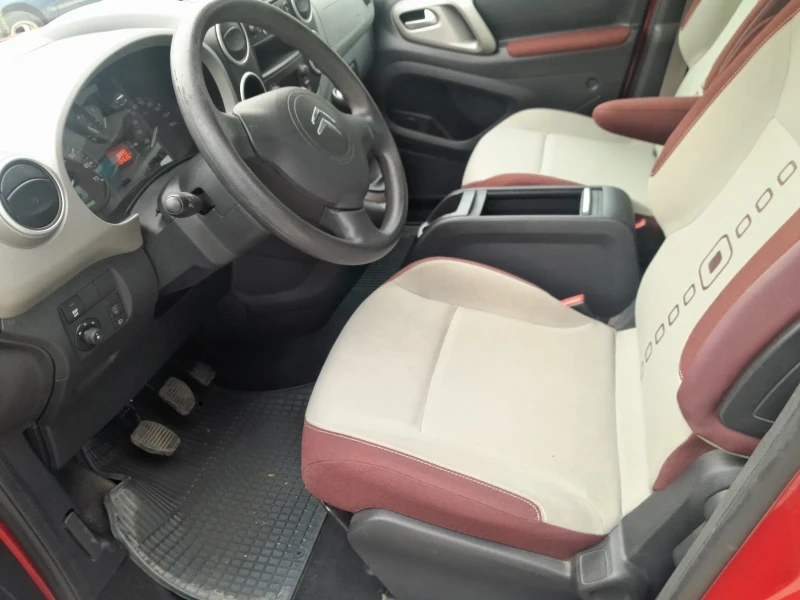 Citroen Berlingo 1.6, снимка 11 - Автомобили и джипове - 52806150