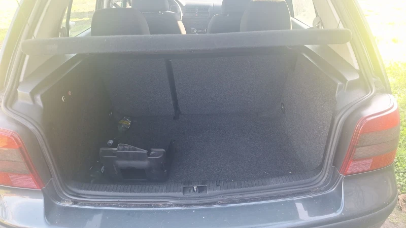 VW Golf Климатроник , снимка 6 - Автомобили и джипове - 52425803