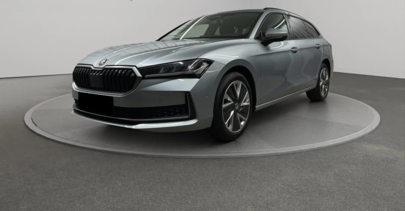 Skoda Superb 2.0TDI* DISTR* 360CAM* LED* CARPLAY* 