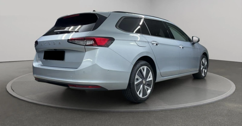 Skoda Superb 2.0TDI* DISTR* 360CAM* LED* CARPLAY* , снимка 3 - Автомобили и джипове - 52454820