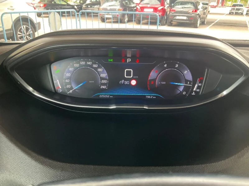 Peugeot 5008 2.0 Blue-HDI GT, снимка 8 - Автомобили и джипове - 52638268