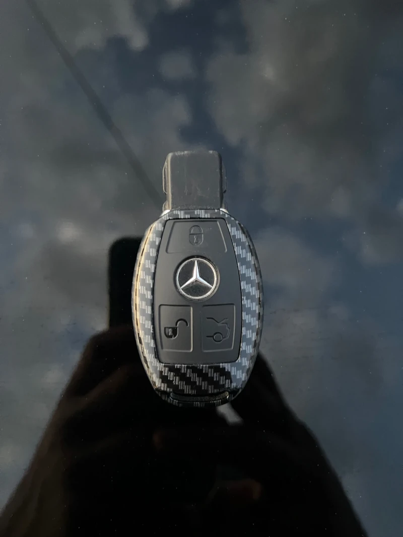 Mercedes-Benz C 220, снимка 11 - Автомобили и джипове - 52817336