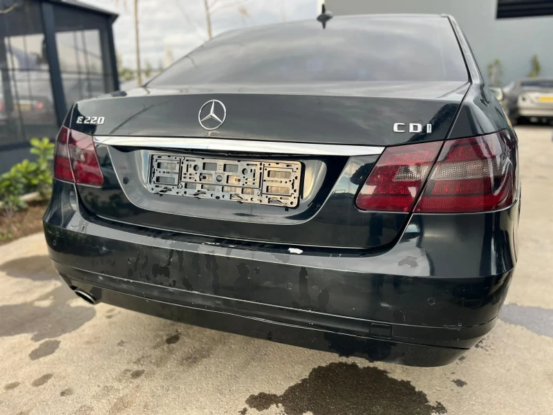 Mercedes-Benz E 220 651, снимка 10 - Автомобили и джипове - 53110002