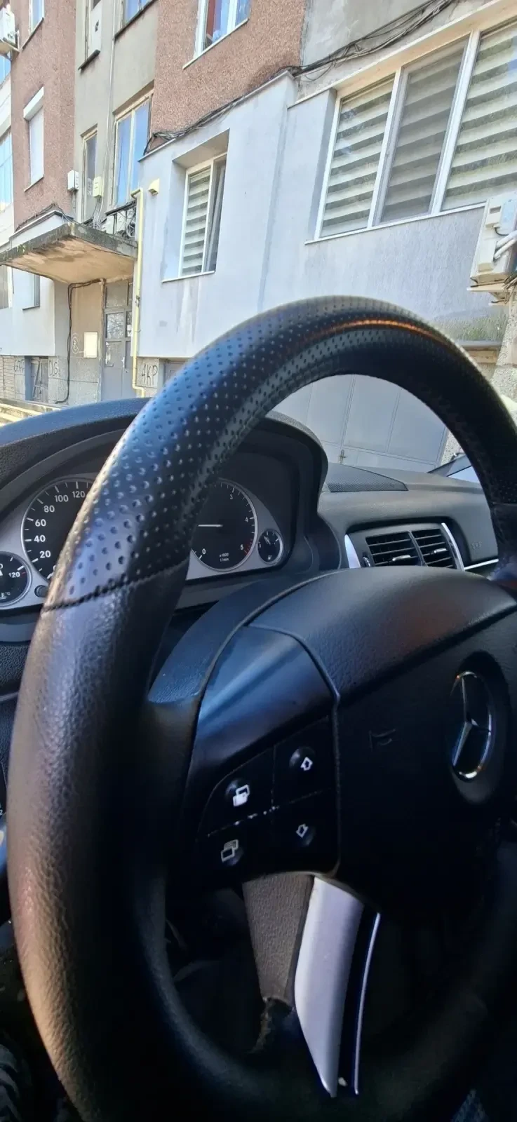 Mercedes-Benz B 200 2.0 140 к.с AVANGARDE 6-скорости, снимка 11 - Автомобили и джипове - 53489284