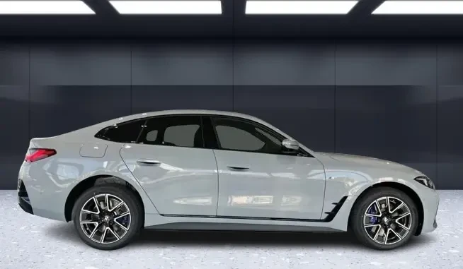 BMW i4 eDrive 35 Gran Coupe = M-Sport = Гаранция, снимка 3 - Автомобили и джипове - 53914959