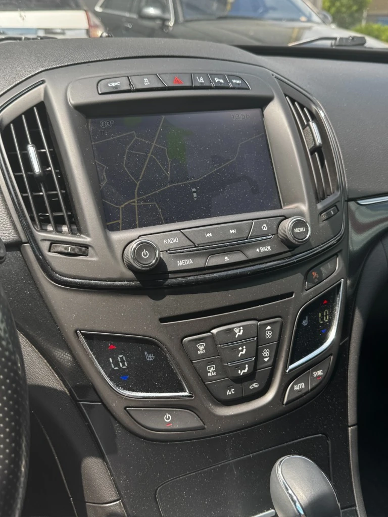 Opel Insignia 2.8T, снимка 2 - Автомобили и джипове - 55326651