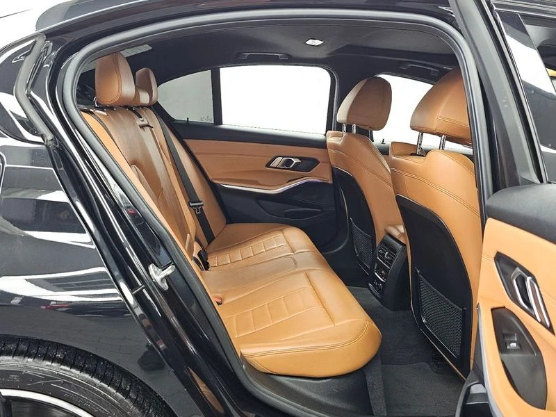 BMW 330 330i M Sport| 258к.с.| ВКЛ.ТЕХНОТЕСТ, снимка 12 - Автомобили и джипове - 55642264