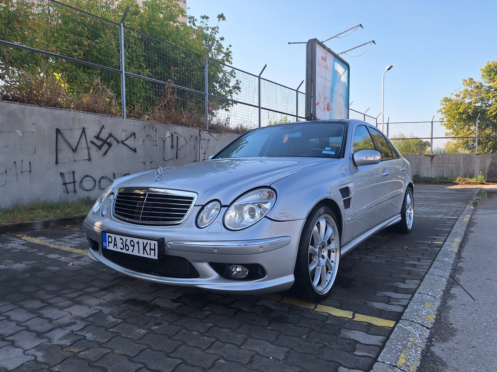 Mercedes-Benz E 55 AMG  | Mobile.bg   1