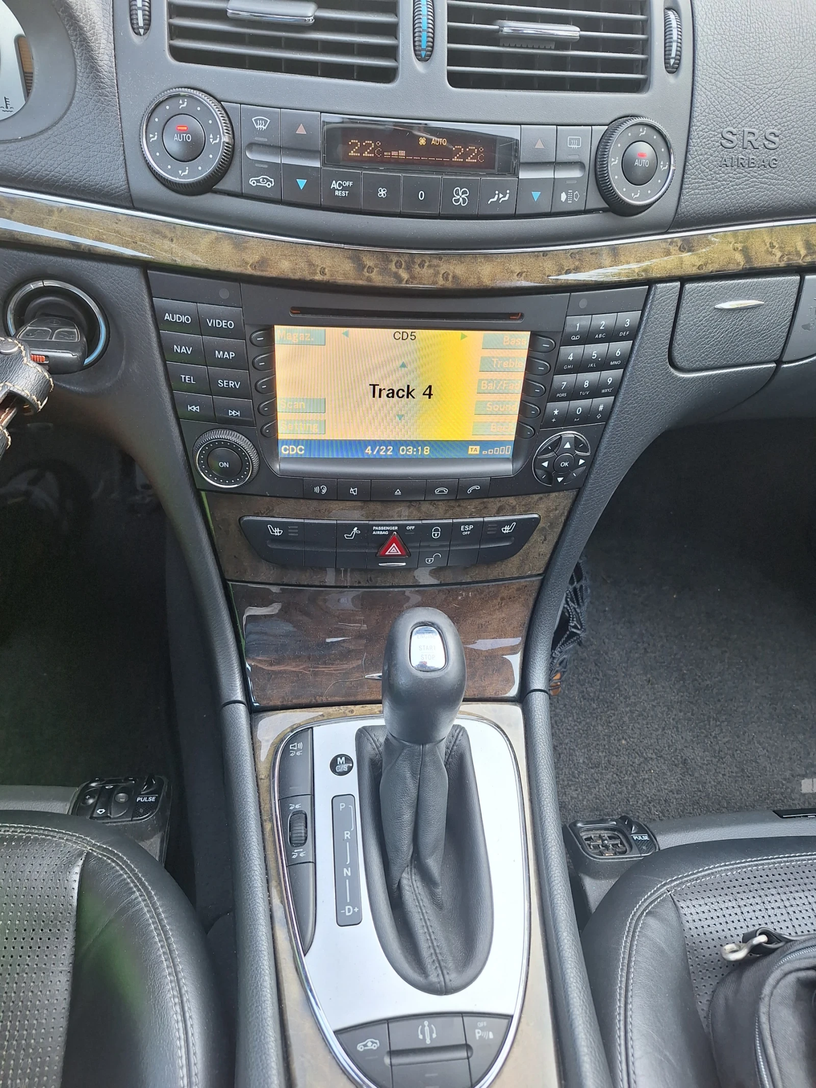 Mercedes-Benz E 55 AMG  | Mobile.bg   12