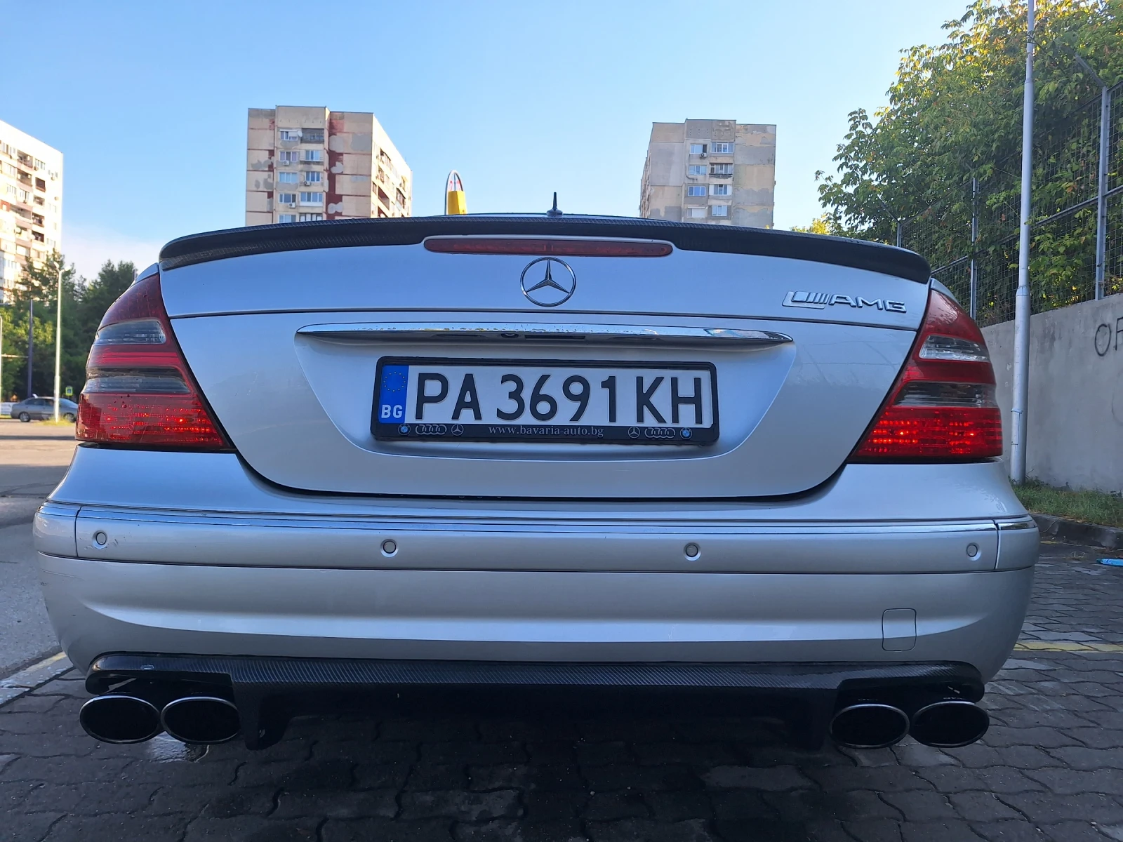 Mercedes-Benz E 55 AMG  - изображение 6