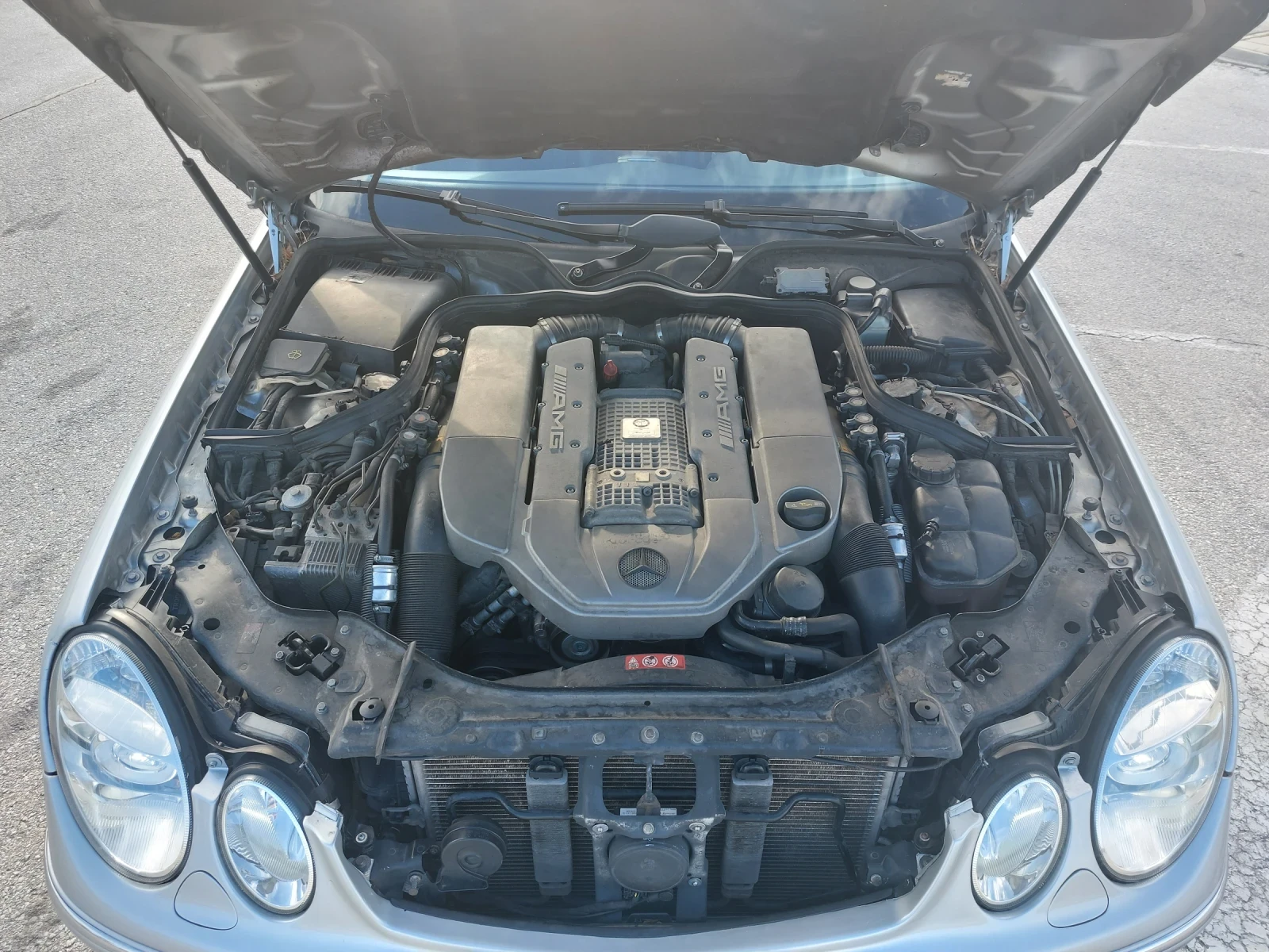 Mercedes-Benz E 55 AMG  | Mobile.bg   17