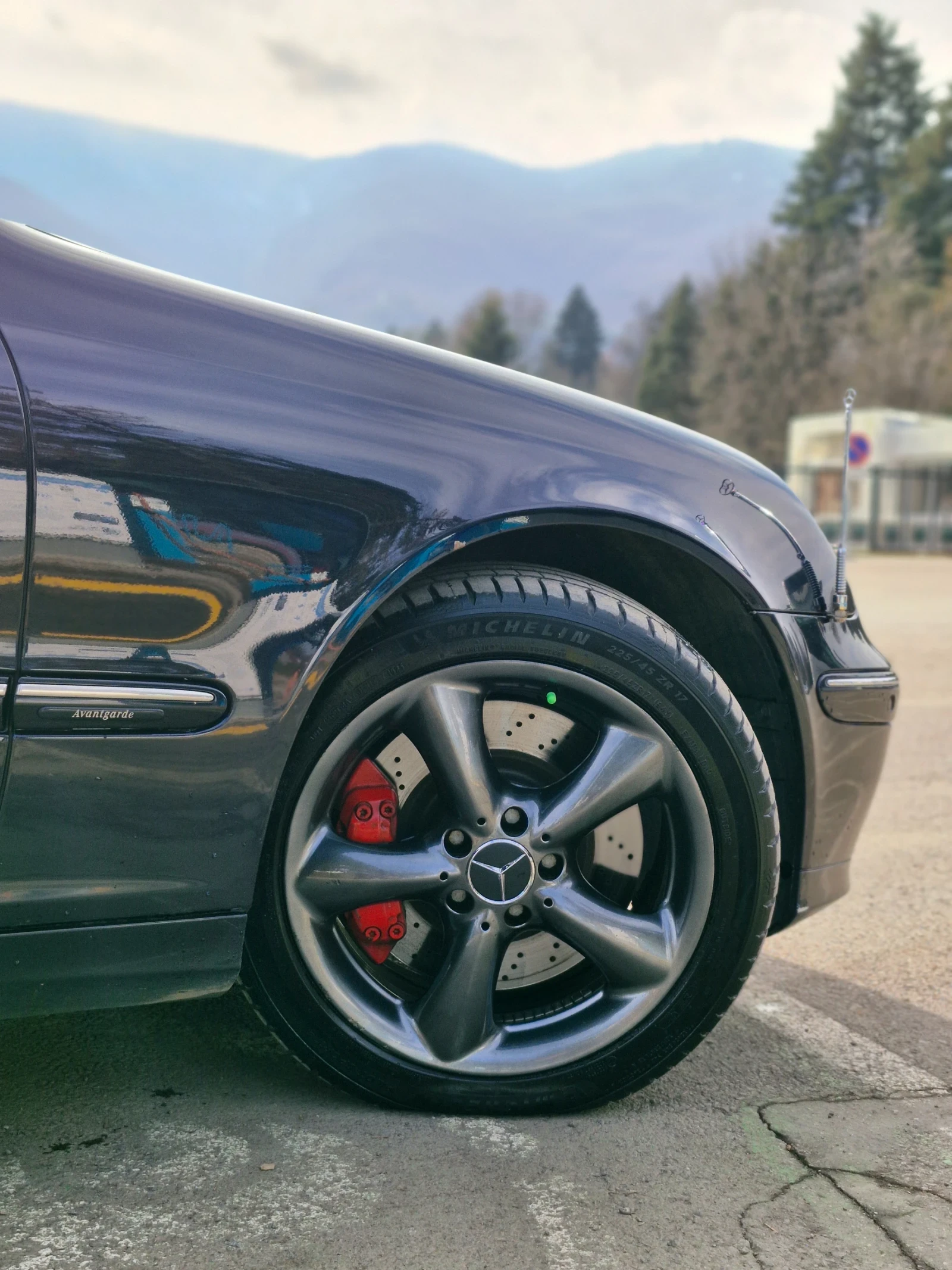 Mercedes-Benz C 320 DESIGNO V6 7G - изображение 7