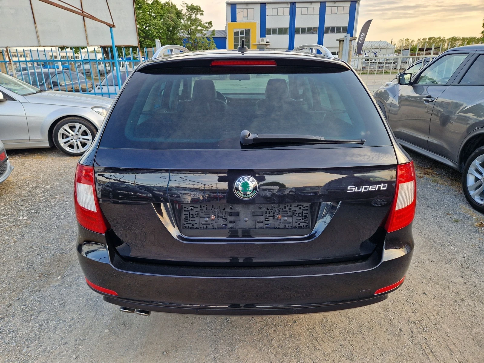 Skoda Superb 2.0TDI 4x4 - изображение 4