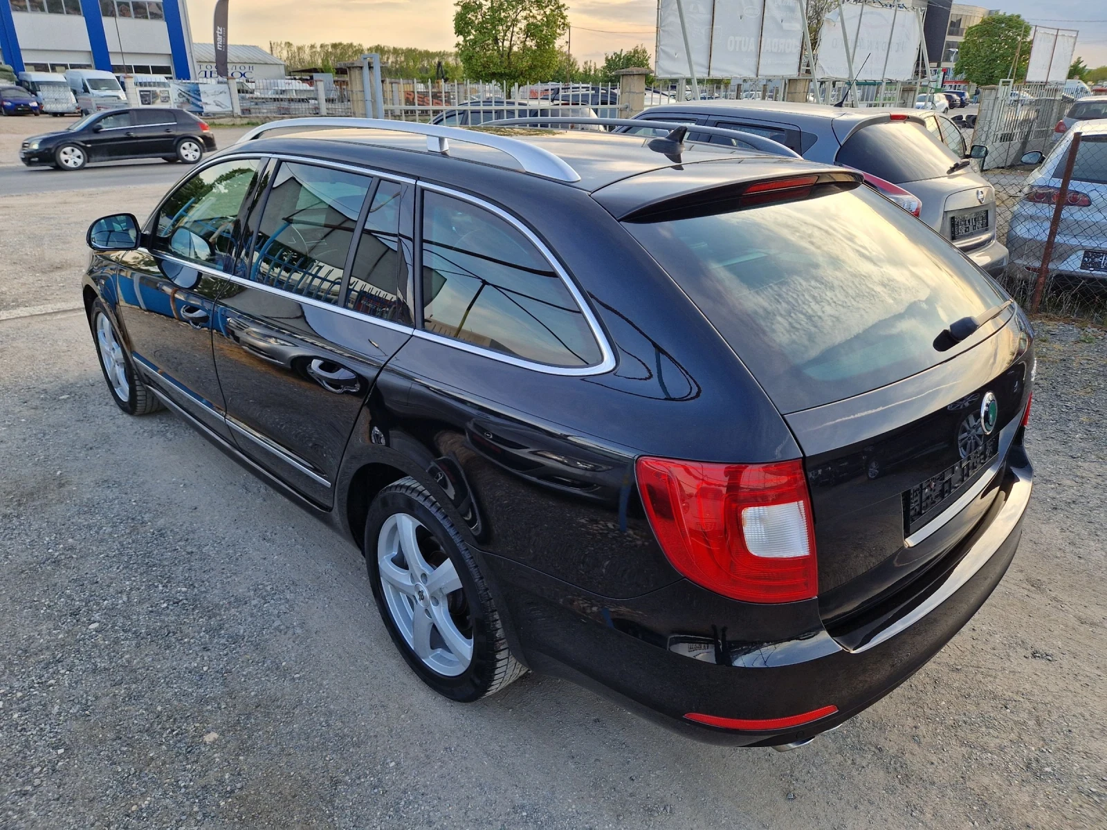 Skoda Superb 2.0TDI 4x4 - изображение 5