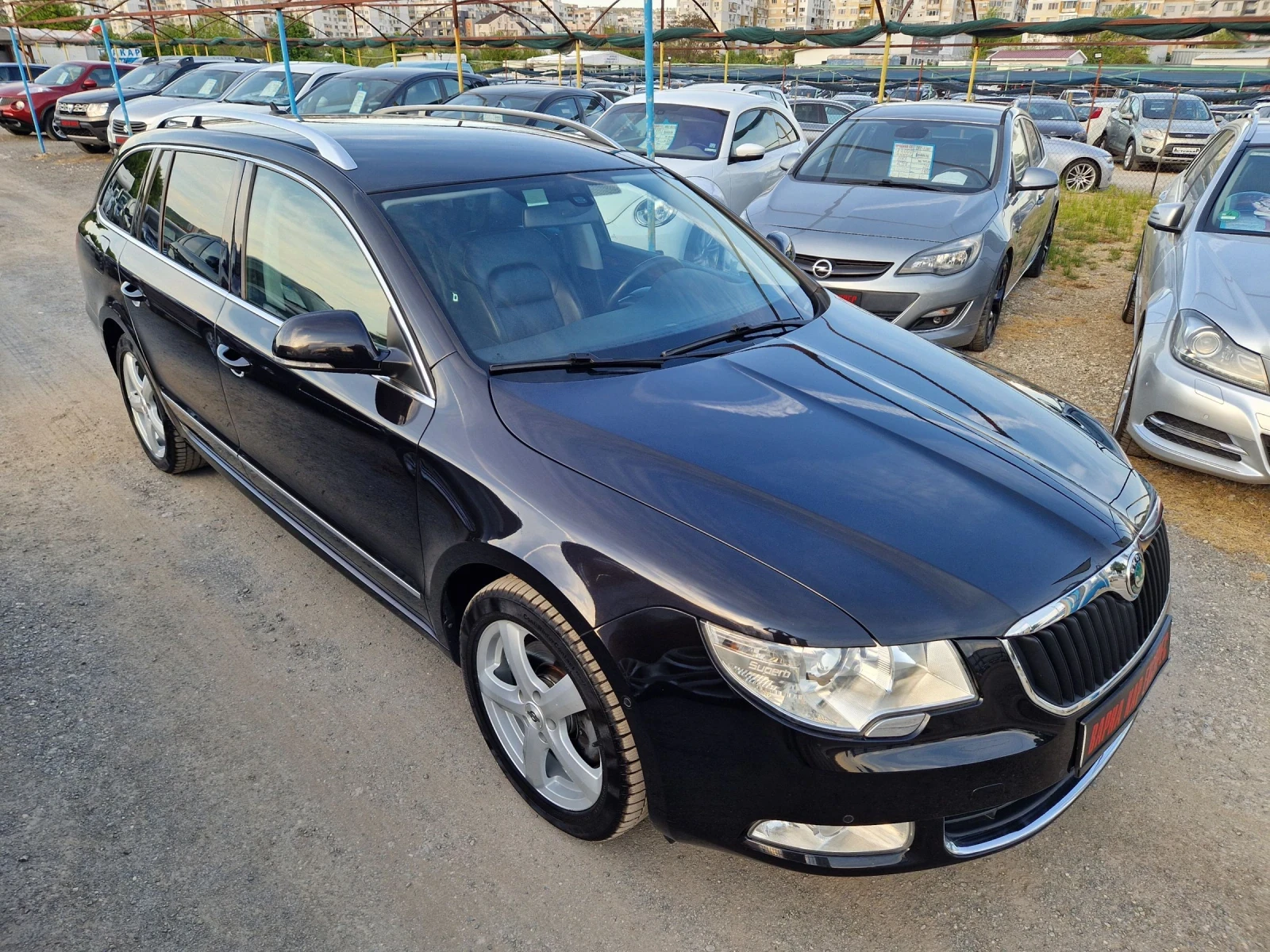 Skoda Superb 2.0TDI 4x4 - изображение 2
